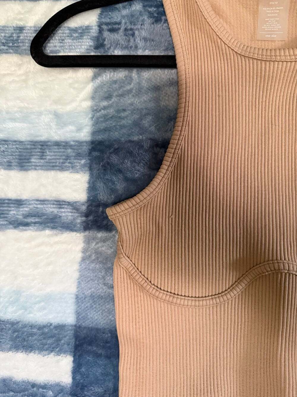 Dynamic Ribbed Sculpt Tank Top - Tan One Size - Picture 3 of 6